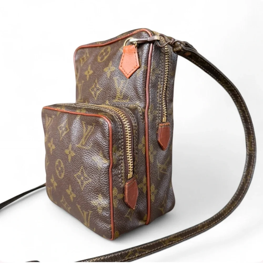 Louis Vuitton Monogram Vintage Amazone Bag